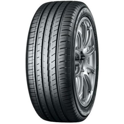 215/55R17 YOKOHAMA...